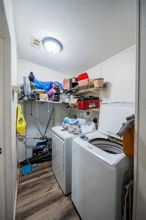 For Sale: $189,900 (3 beds, 2 baths, 1232 Square Feet)