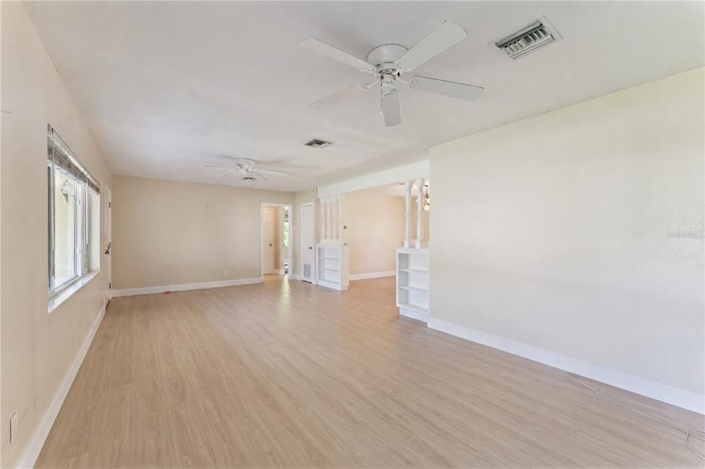 En Venta: $579,900 (3 camas, 2 baños, 1837 Pies cuadrados)