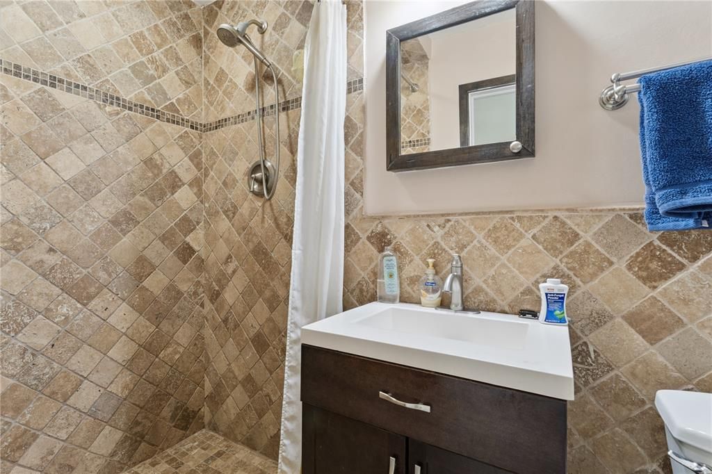 En Venta: $579,900 (3 camas, 2 baños, 1837 Pies cuadrados)
