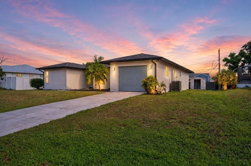 For Sale: $315,000 (3 beds, 2 baths, 1287 Square Feet)
