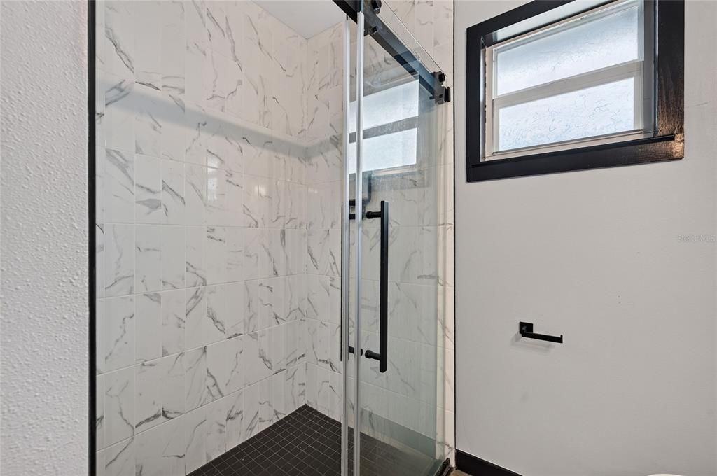 For Sale: $315,000 (3 beds, 2 baths, 1287 Square Feet)