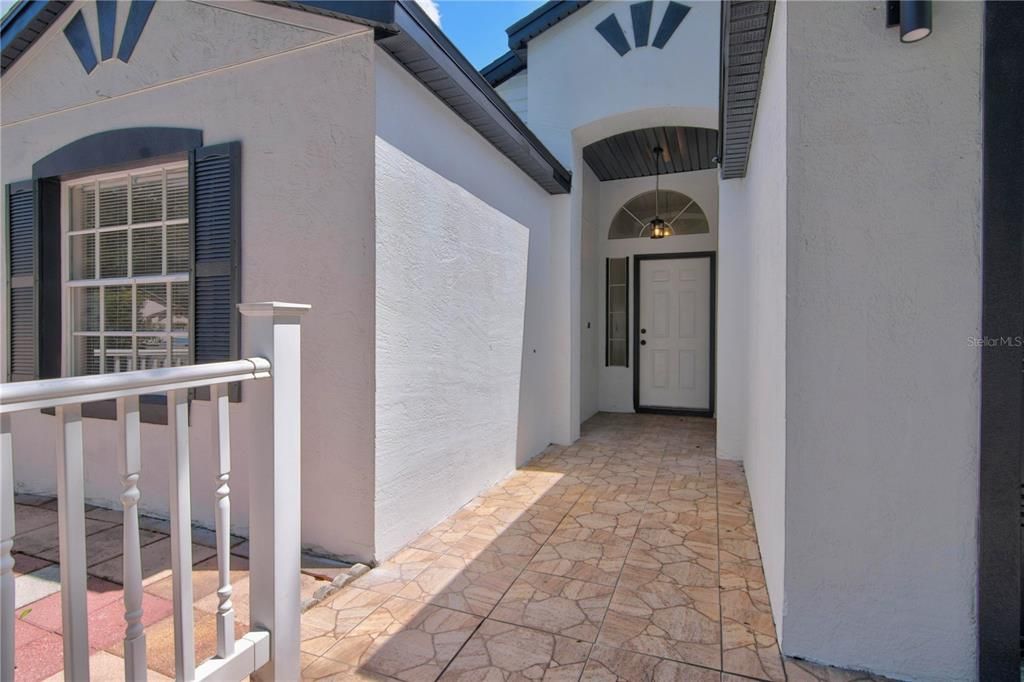 En Venta: $379,000 (4 camas, 2 baños, 1494 Pies cuadrados)