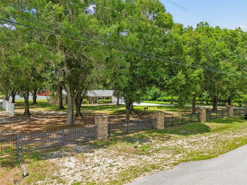 For Sale: $850,000 (5 beds, 4 baths, 3237 Square Feet)