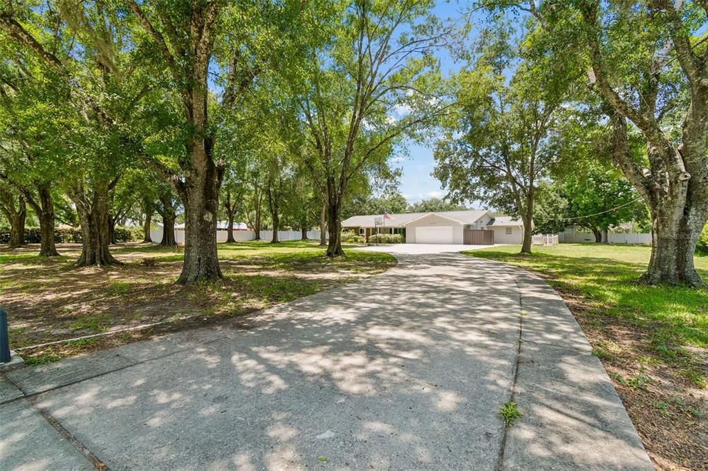 For Sale: $850,000 (5 beds, 4 baths, 3237 Square Feet)