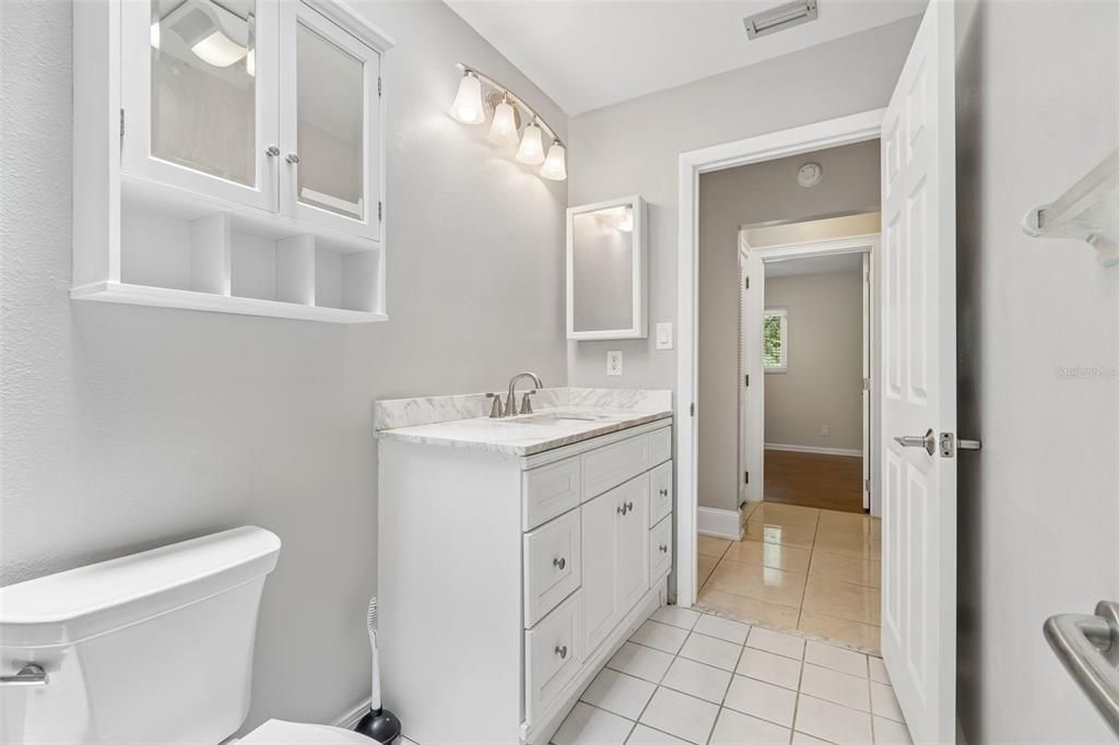 For Sale: $850,000 (5 beds, 4 baths, 3237 Square Feet)