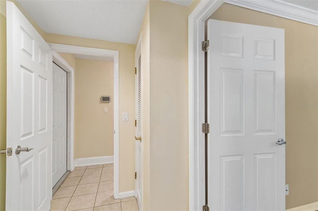 For Sale: $850,000 (5 beds, 4 baths, 3237 Square Feet)
