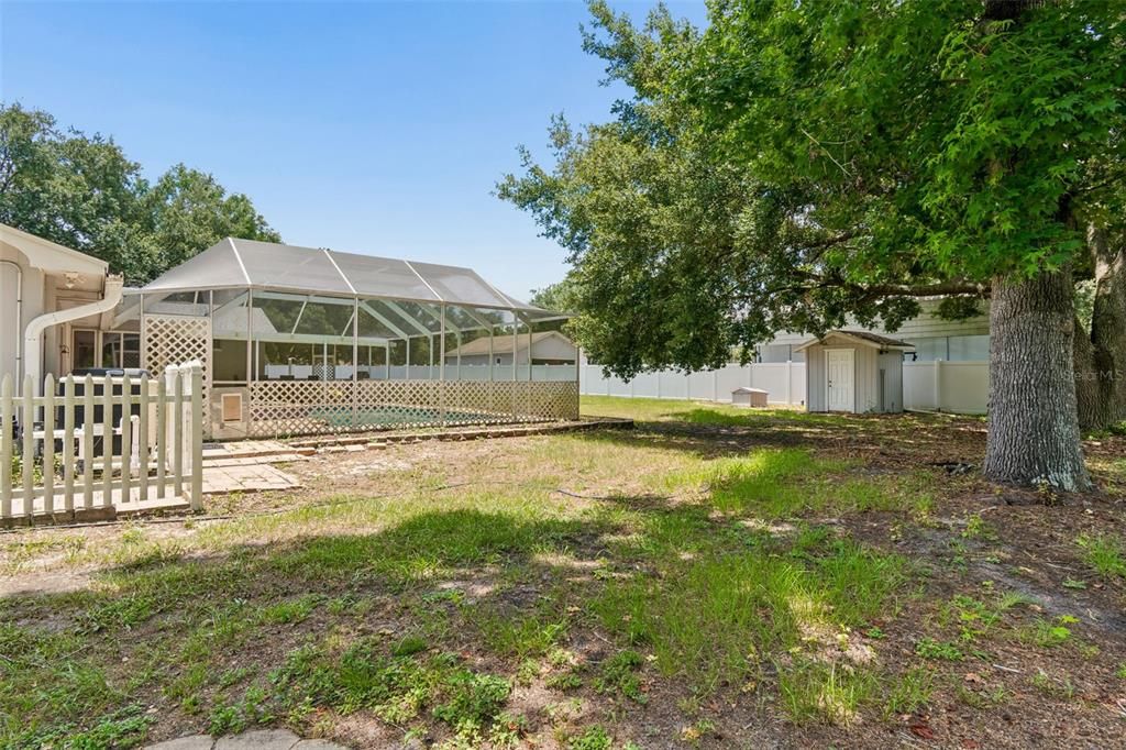 For Sale: $850,000 (5 beds, 4 baths, 3237 Square Feet)