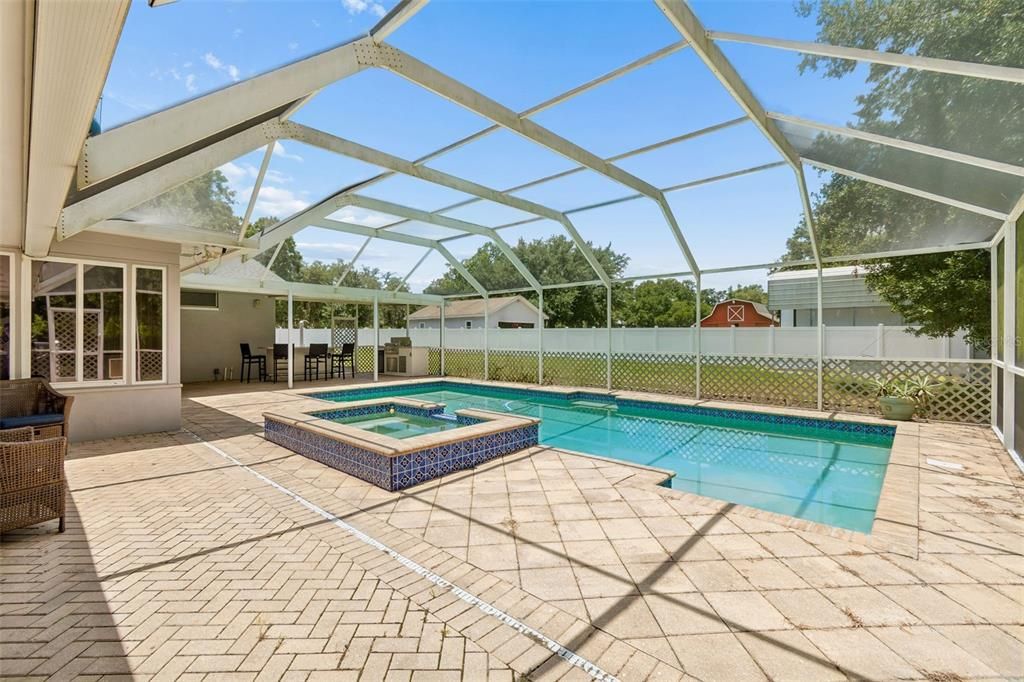 For Sale: $850,000 (5 beds, 4 baths, 3237 Square Feet)