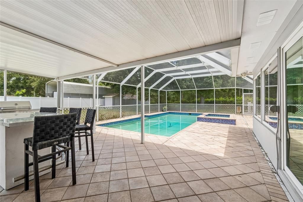 For Sale: $850,000 (5 beds, 4 baths, 3237 Square Feet)