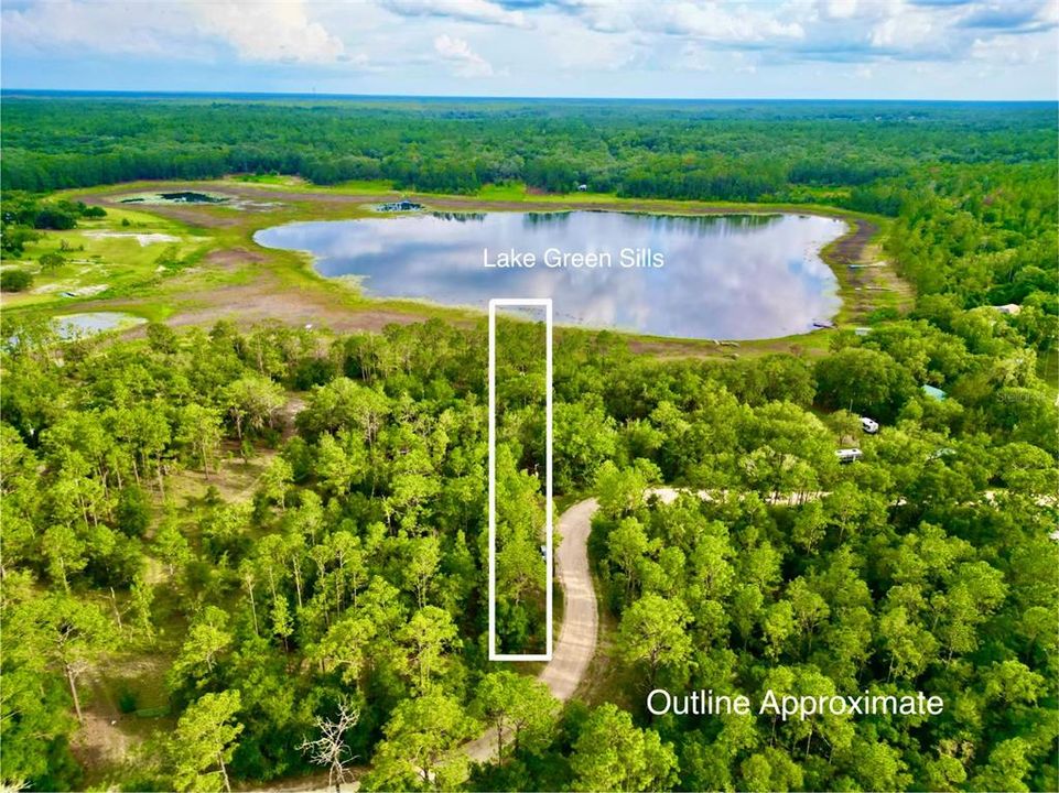 На продажу: $129,900 (0.77 acres)