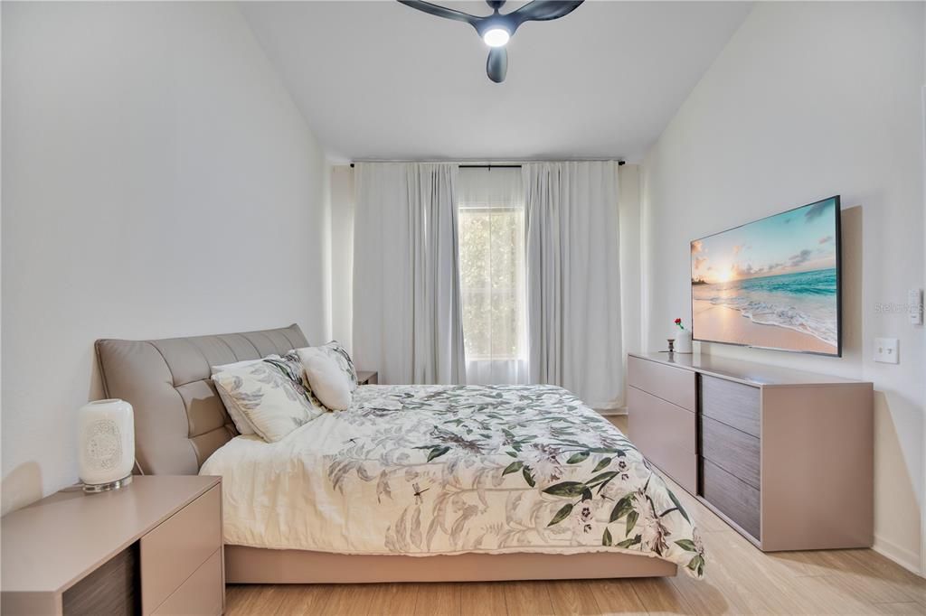 В аренду: $2,450 (3 спален, 2 ванн, 1797 Квадратных фут)