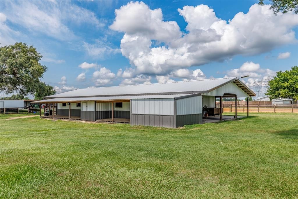 For Sale: $3,999,999 (7 beds, 5 baths, 3400 Square Feet)