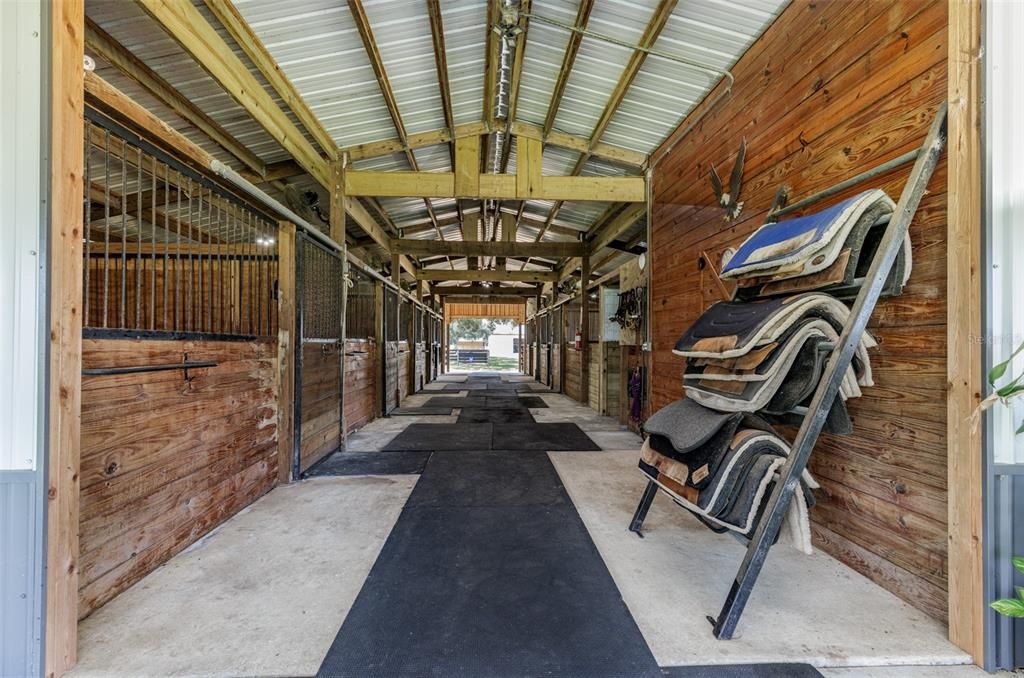 For Sale: $3,999,999 (7 beds, 5 baths, 3400 Square Feet)