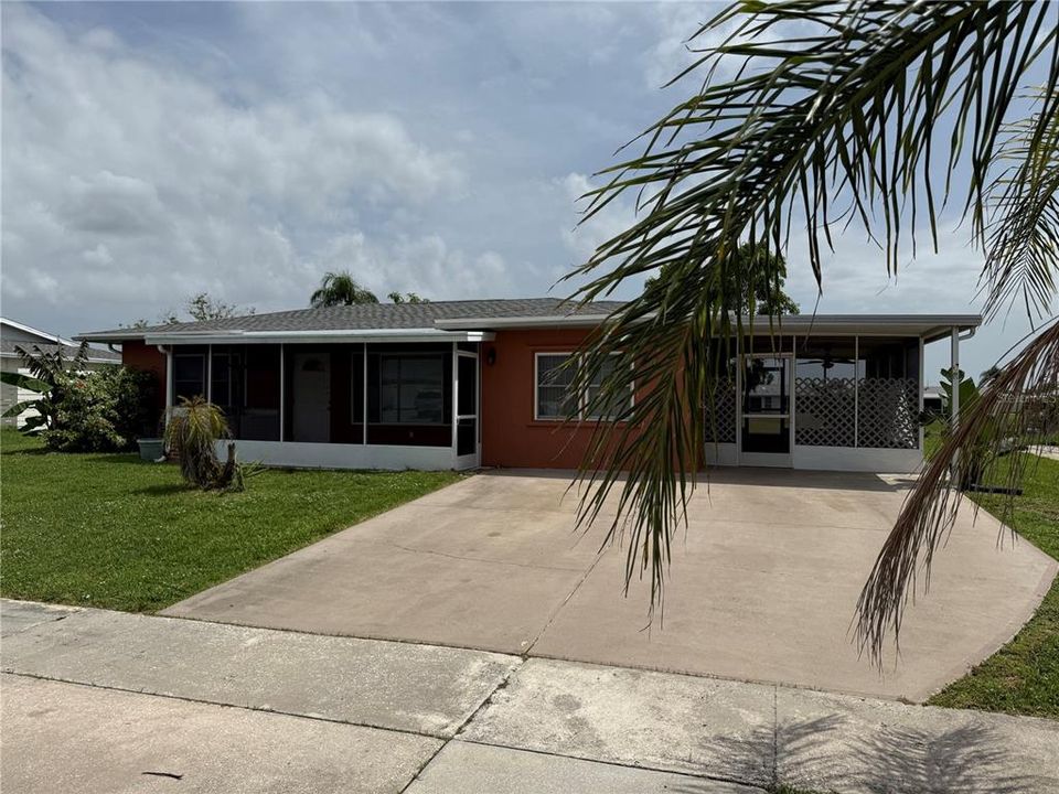 For Rent: $1,850 (3 beds, 1 baths, 1586 Square Feet)