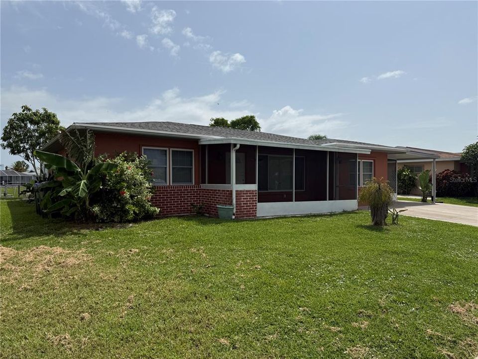 For Rent: $1,850 (3 beds, 1 baths, 1586 Square Feet)