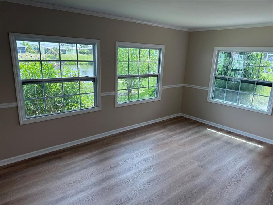 For Rent: $1,850 (3 beds, 1 baths, 1586 Square Feet)