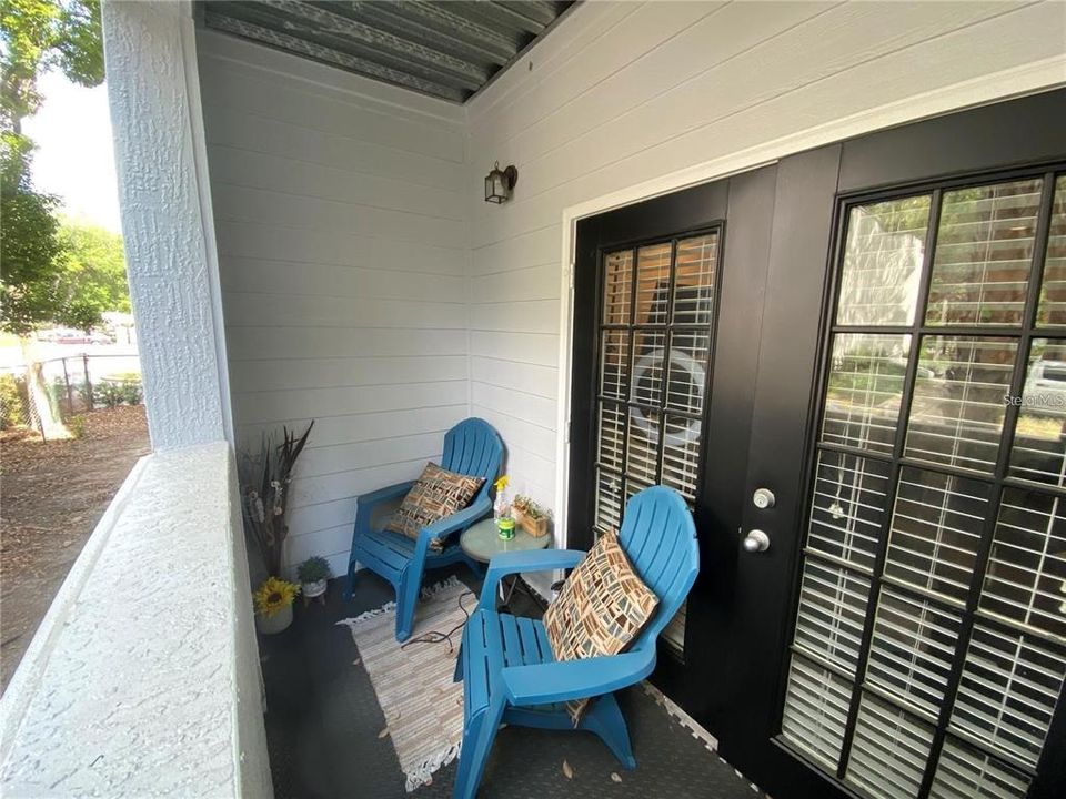 For Rent: $1,600 (1 beds, 1 baths, 685 Square Feet)