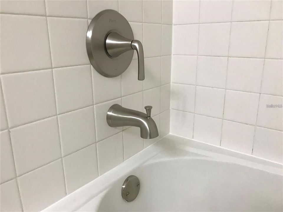 For Rent: $1,600 (1 beds, 1 baths, 685 Square Feet)