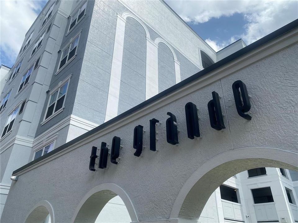 For Rent: $1,600 (1 beds, 1 baths, 685 Square Feet)