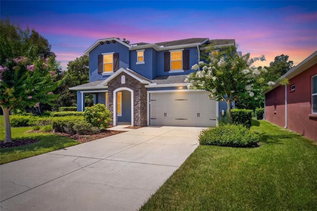 For Sale: $825,000 (4 beds, 3 baths, 2821 Square Feet)