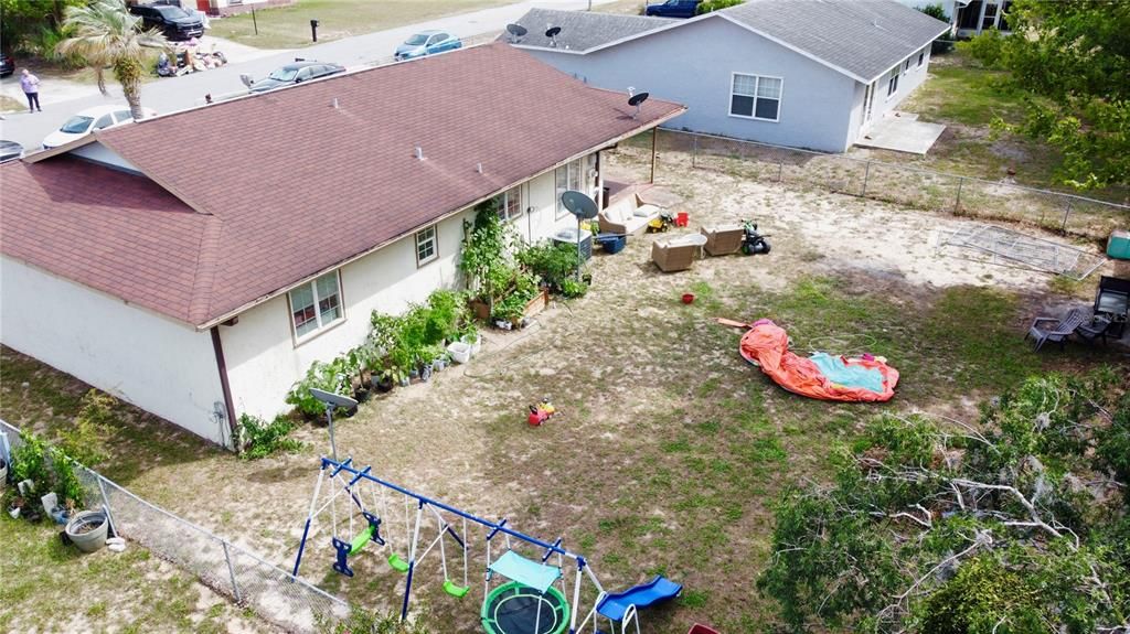 For Sale: $179,900 (3 beds, 2 baths, 1275 Square Feet)