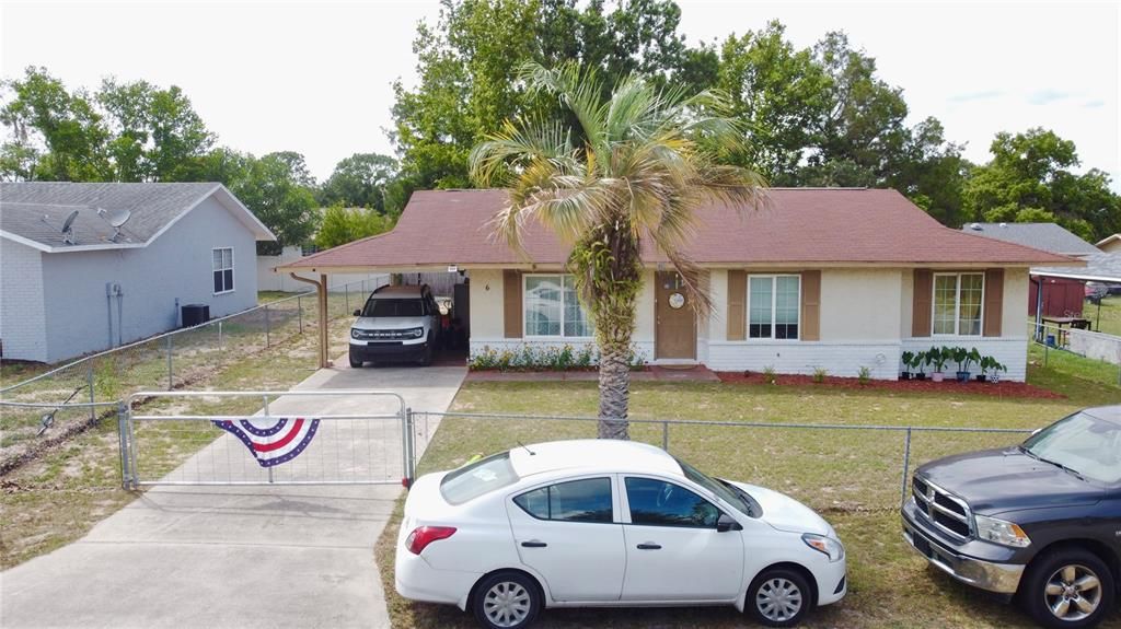 For Sale: $179,900 (3 beds, 2 baths, 1275 Square Feet)