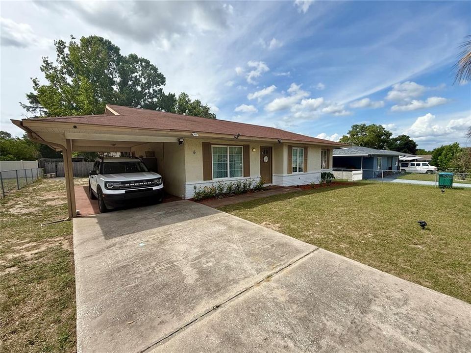 For Sale: $179,900 (3 beds, 2 baths, 1275 Square Feet)