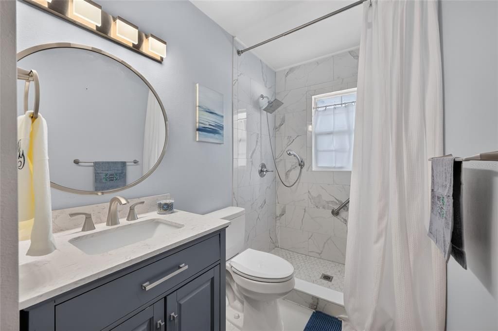 For Sale: $259,900 (2 beds, 1 baths, 1170 Square Feet)