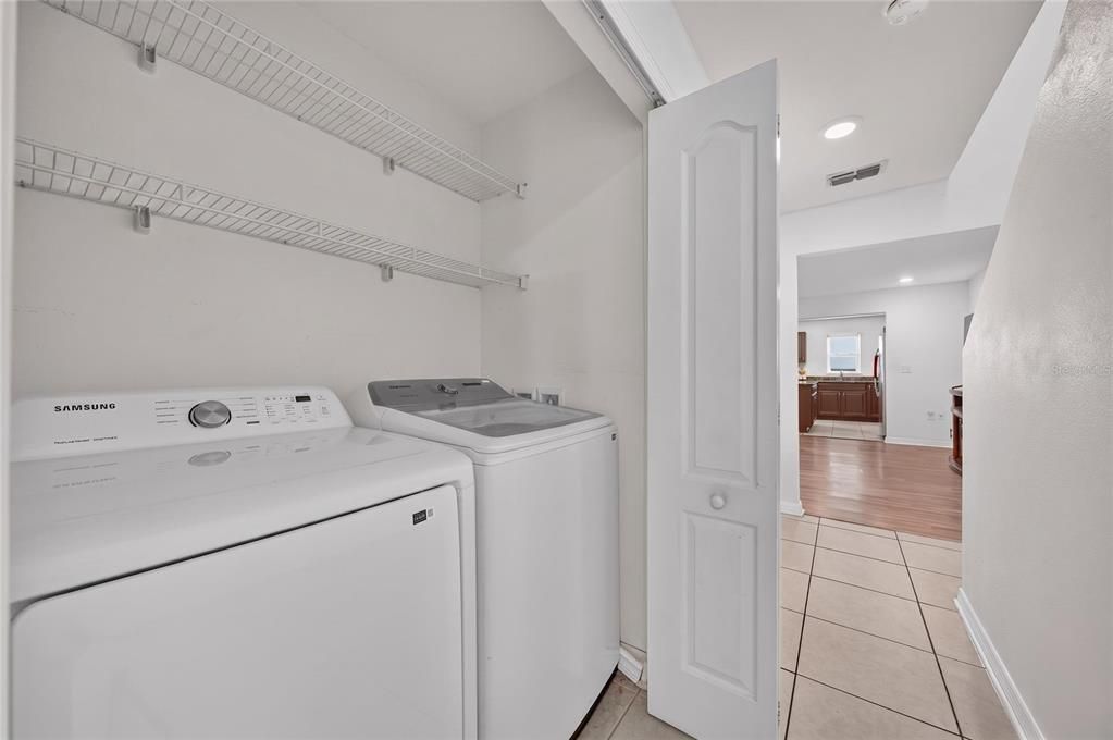На продажу: $260,000 (3 спален, 2 ванн, 1771 Квадратных фут)