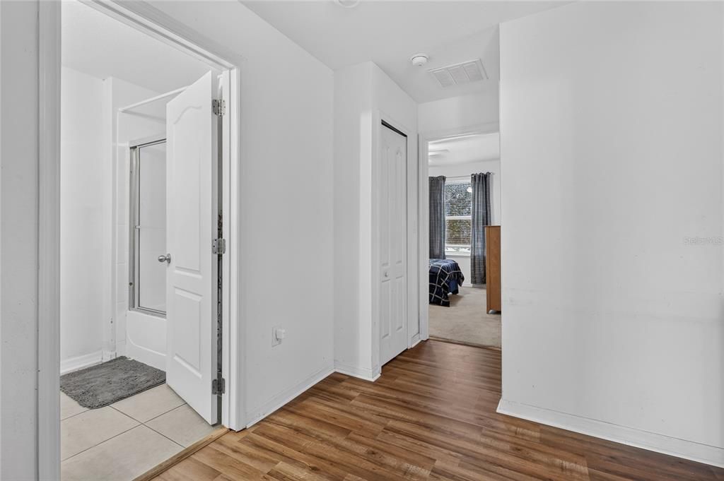 На продажу: $260,000 (3 спален, 2 ванн, 1771 Квадратных фут)