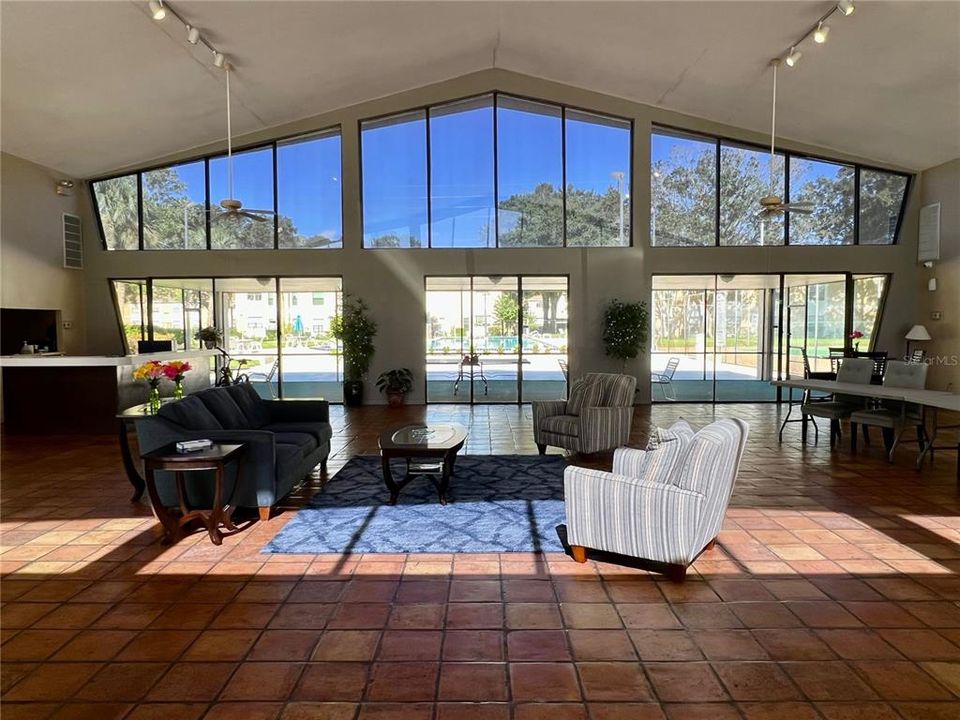 For Rent: $1,399 (2 beds, 2 baths, 828 Square Feet)