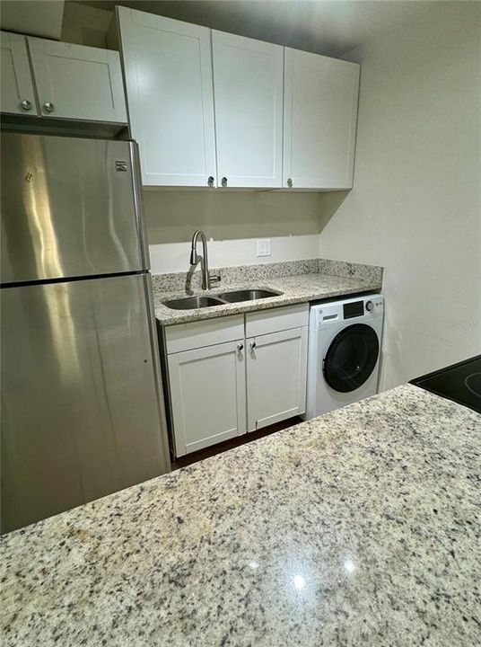 For Rent: $1,399 (2 beds, 2 baths, 828 Square Feet)