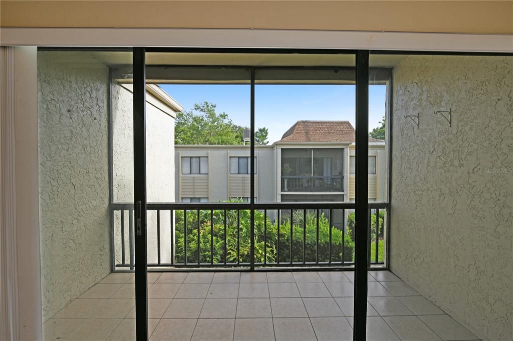 For Rent: $1,399 (2 beds, 2 baths, 828 Square Feet)