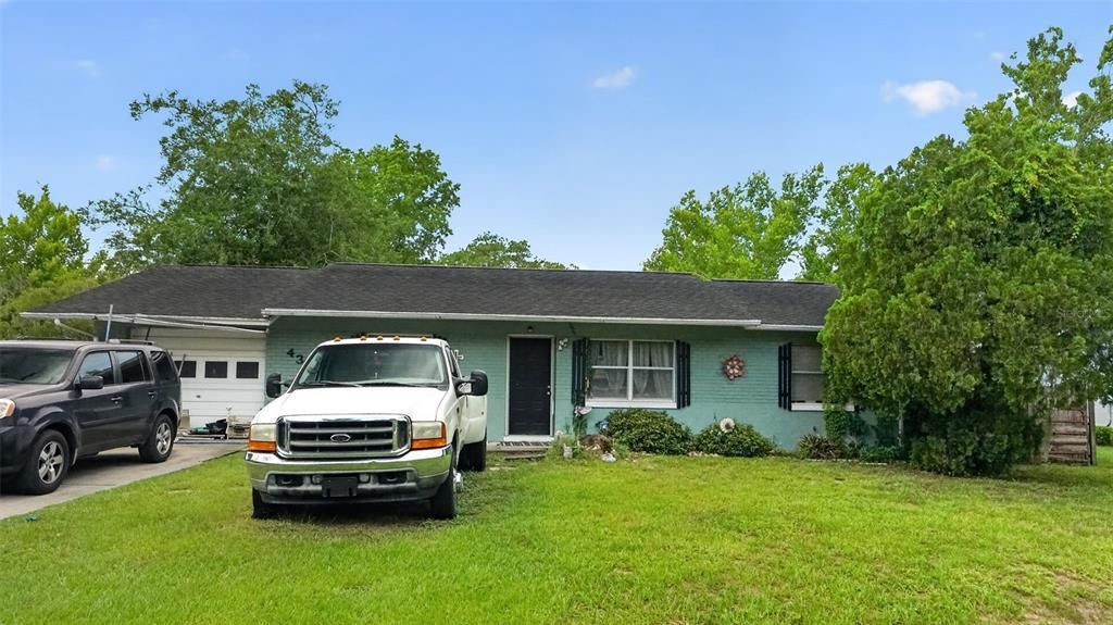 For Sale: $135,000 (3 beds, 1 baths, 1092 Square Feet)