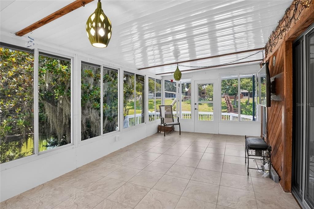 For Sale: $189,000 (2 beds, 2 baths, 1440 Square Feet)