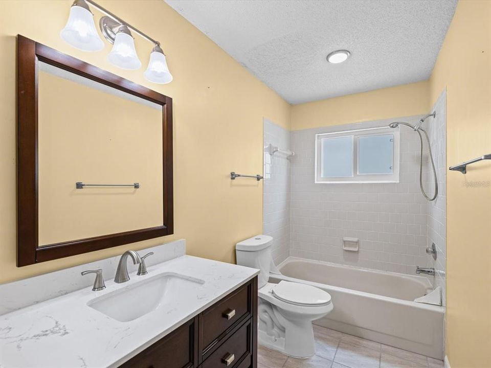 En Venta: $340,000 (3 camas, 2 baños, 1516 Pies cuadrados)