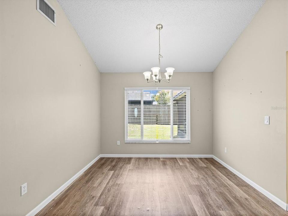 En Venta: $340,000 (3 camas, 2 baños, 1516 Pies cuadrados)