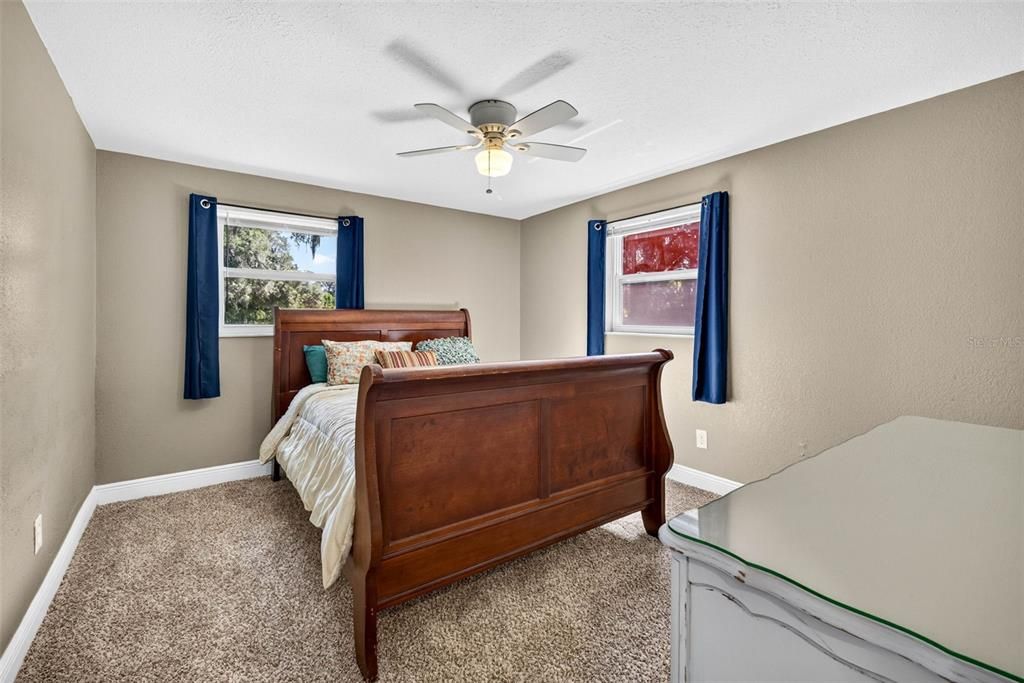 For Sale: $724,900 (3 beds, 2 baths, 1816 Square Feet)