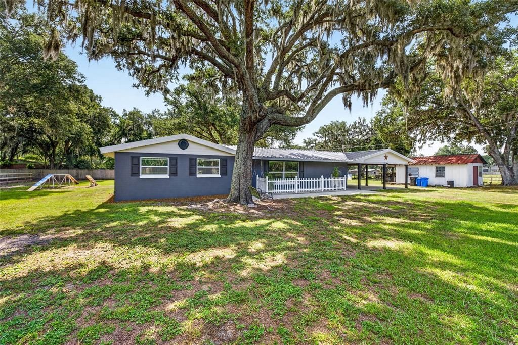 For Sale: $724,900 (3 beds, 2 baths, 1816 Square Feet)