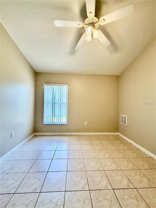For Rent: $3,195 (3 beds, 3 baths, 2319 Square Feet)
