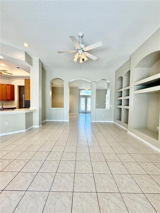 For Rent: $3,195 (3 beds, 3 baths, 2319 Square Feet)