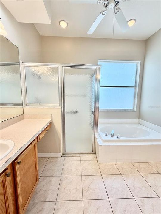 For Rent: $3,195 (3 beds, 3 baths, 2319 Square Feet)