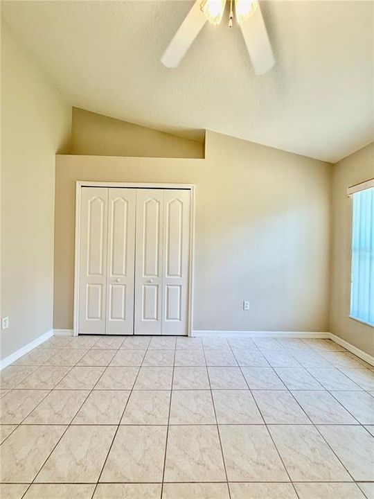 For Rent: $3,195 (3 beds, 3 baths, 2319 Square Feet)