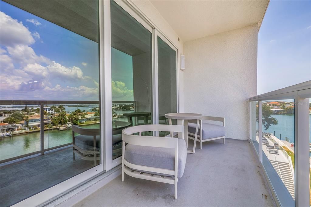 For Rent: $5,500 (3 beds, 2 baths, 1800 Square Feet)