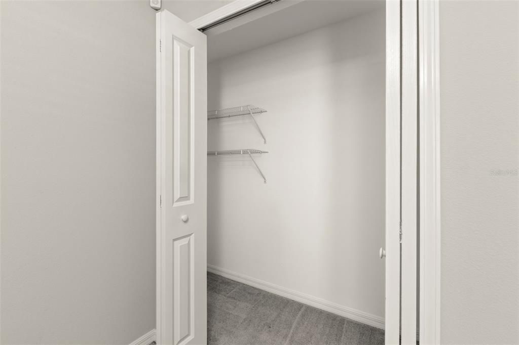 For Sale: $339,900 (4 beds, 2 baths, 1841 Square Feet)