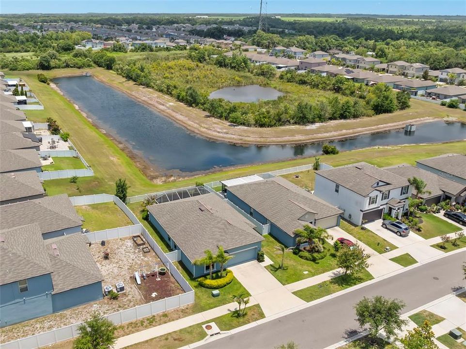 For Sale: $339,900 (4 beds, 2 baths, 1841 Square Feet)
