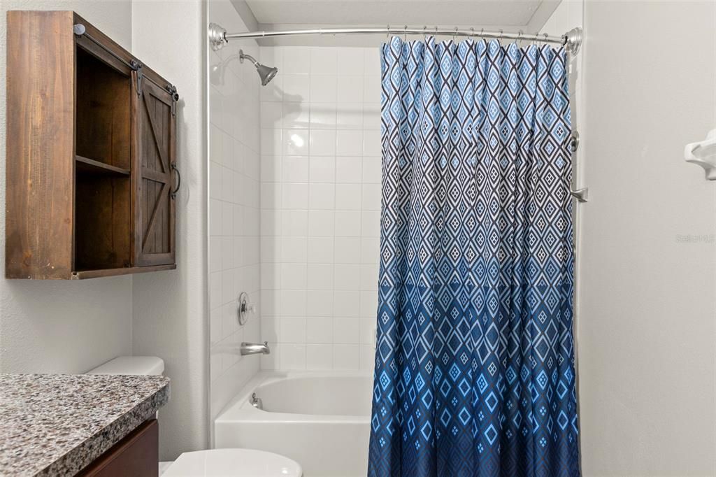 For Sale: $339,900 (4 beds, 2 baths, 1841 Square Feet)
