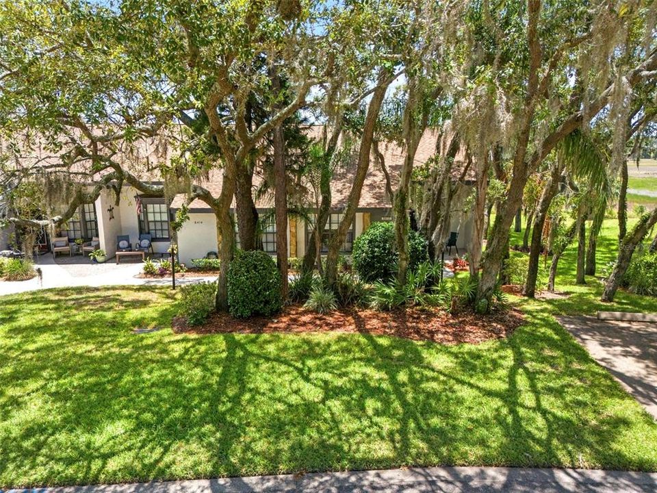 For Sale: $195,000 (2 beds, 2 baths, 995 Square Feet)