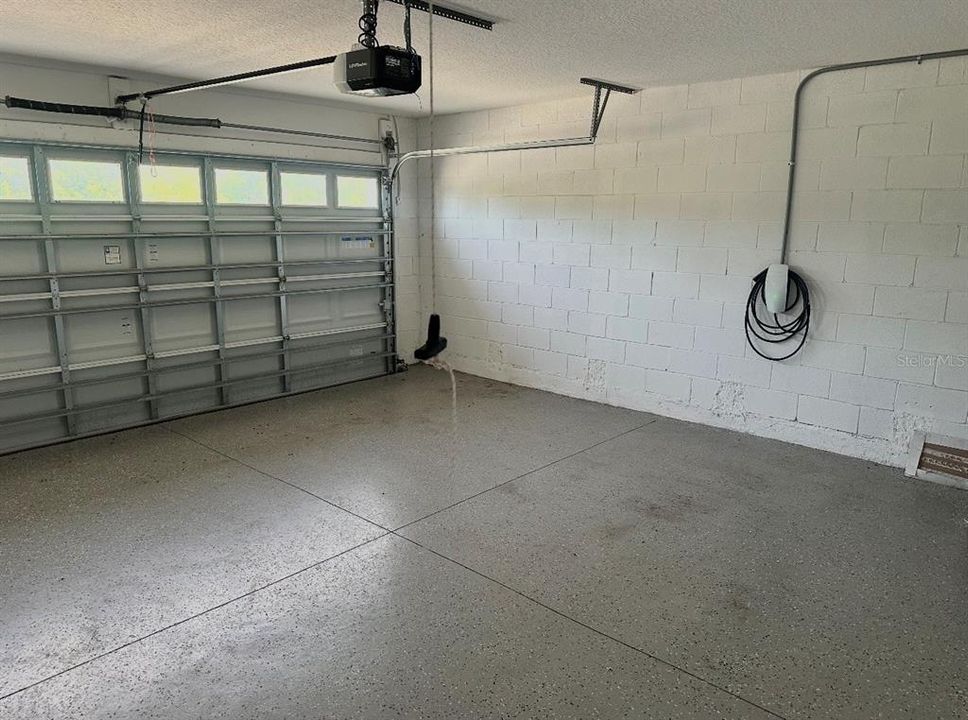 В аренду: $3,000 (4 спален, 3 ванн, 1736 Квадратных фут)