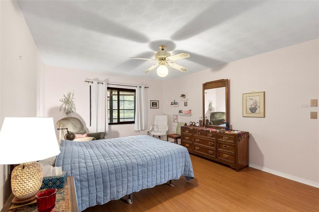 En Venta: $229,900 (3 camas, 2 baños, 1520 Pies cuadrados)